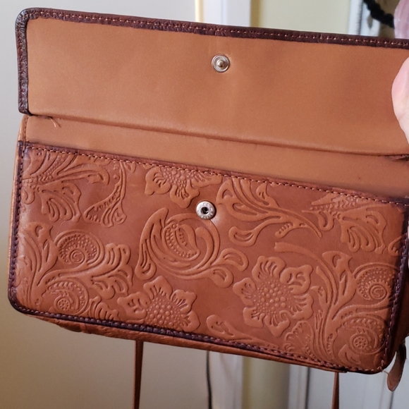 Mundi leather crossbody  bag - Picture 6 of 6